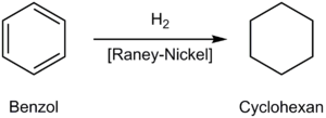 Synthese von Cyclohexan durch Addition von Wasserstoff an Benzol, katalysiert durch Raney-Nickel